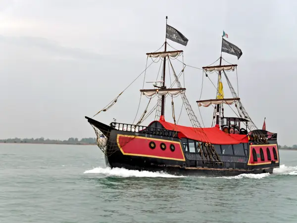 Pirate Boat Trip to Kemer